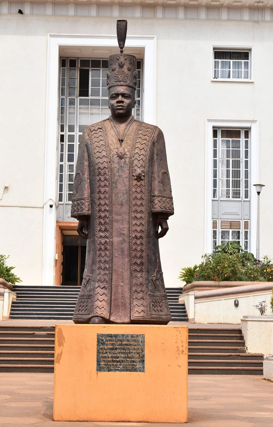 The Kingdoms of Uganda: Buganda, Bunyoro, Toro & Busoga